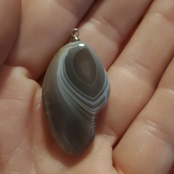New Natural Botswana Agate Freeform Pendant. - Picture 2 of 7
